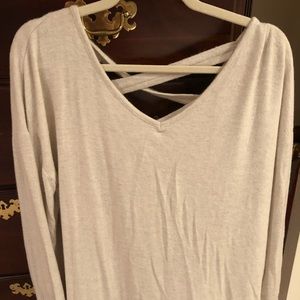 Kween heart NWT SZ L OATMEAL COLORED SWEATER